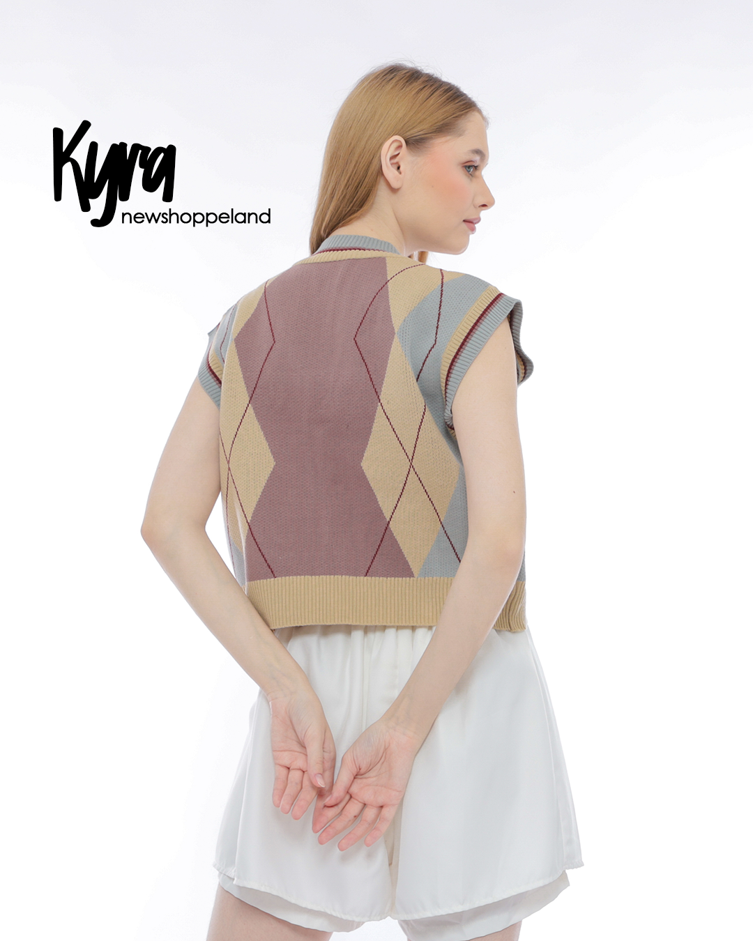 NEWSHOPPELAND - Kyra Heritage Argyle Vest